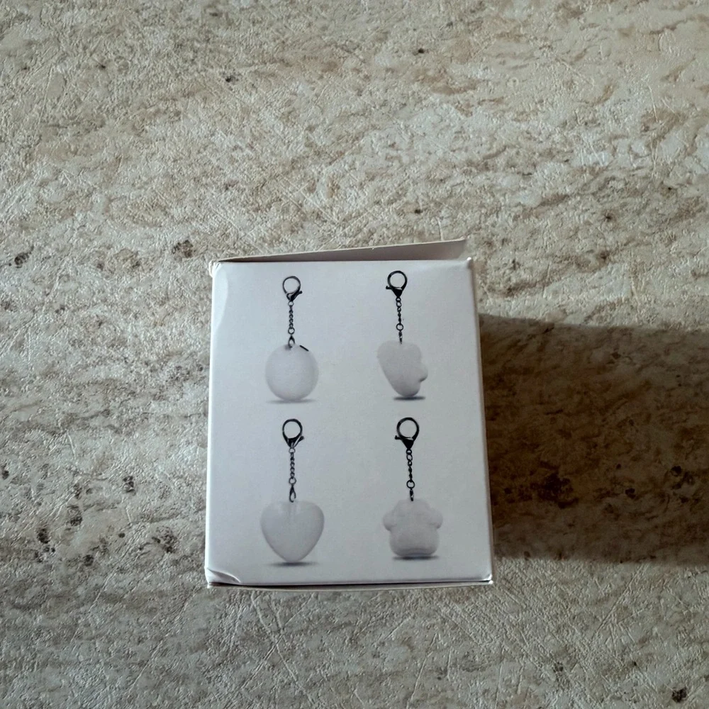 Smart Bag Light with Heart Design Keychain